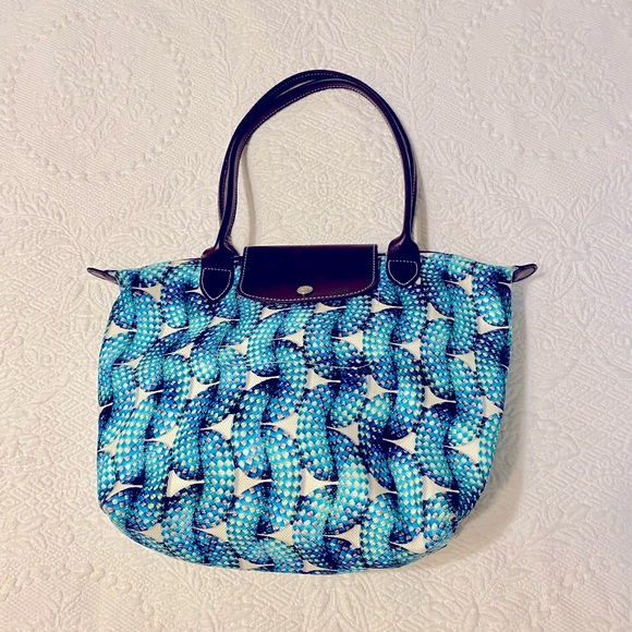Longchamp Handbags - Longchamp Blue & White Geometric La Pliage Shoulder Bag